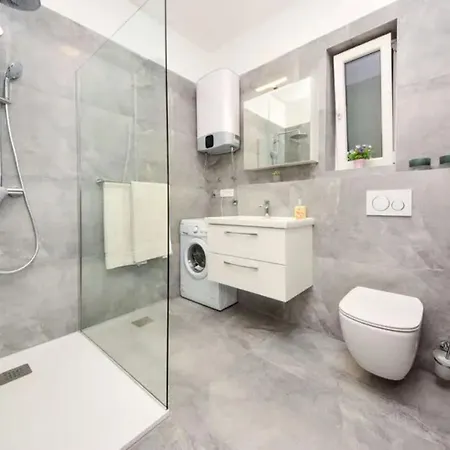 Apartament Mari